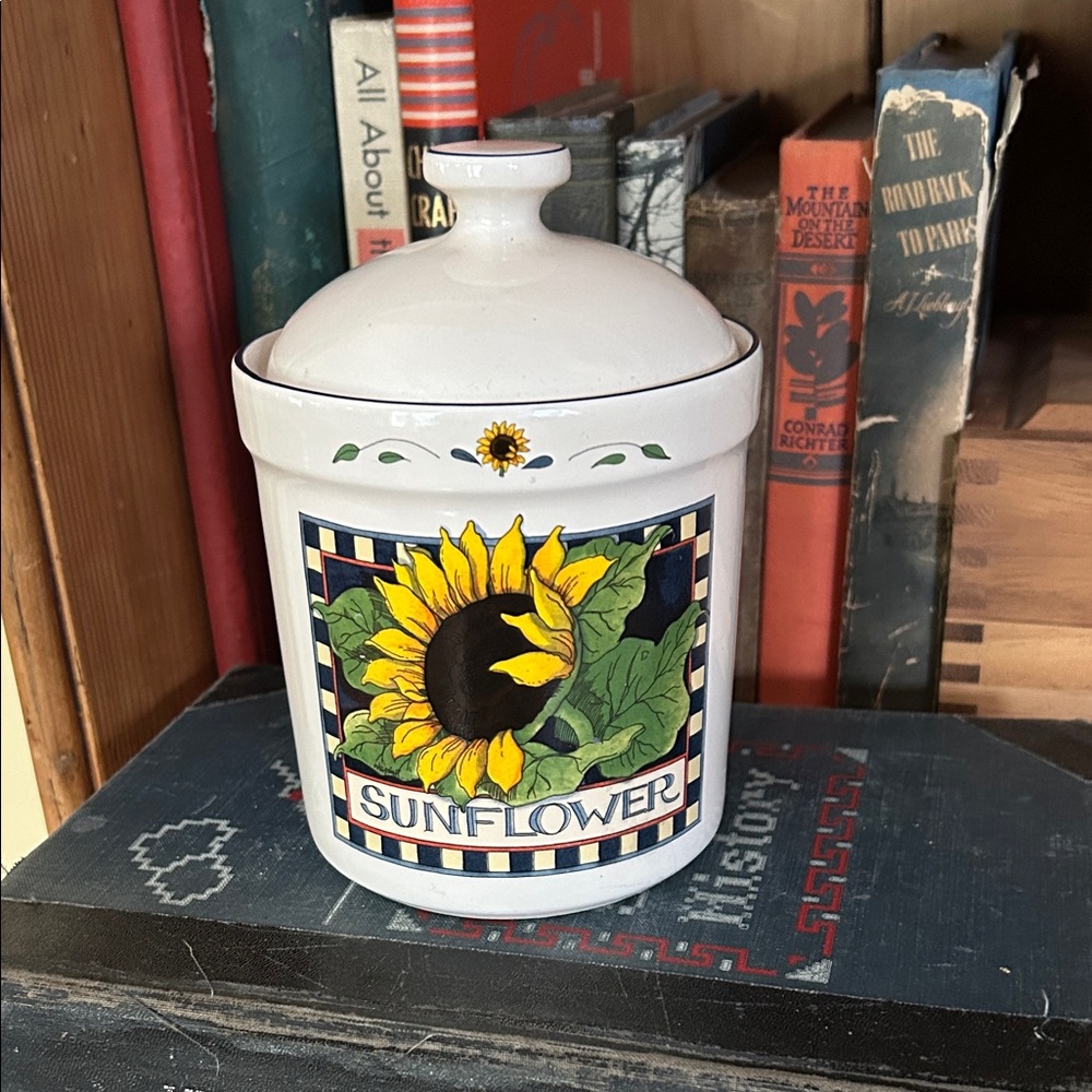 VINTAGE Susan Wingit Sunflower Ceramic Canister